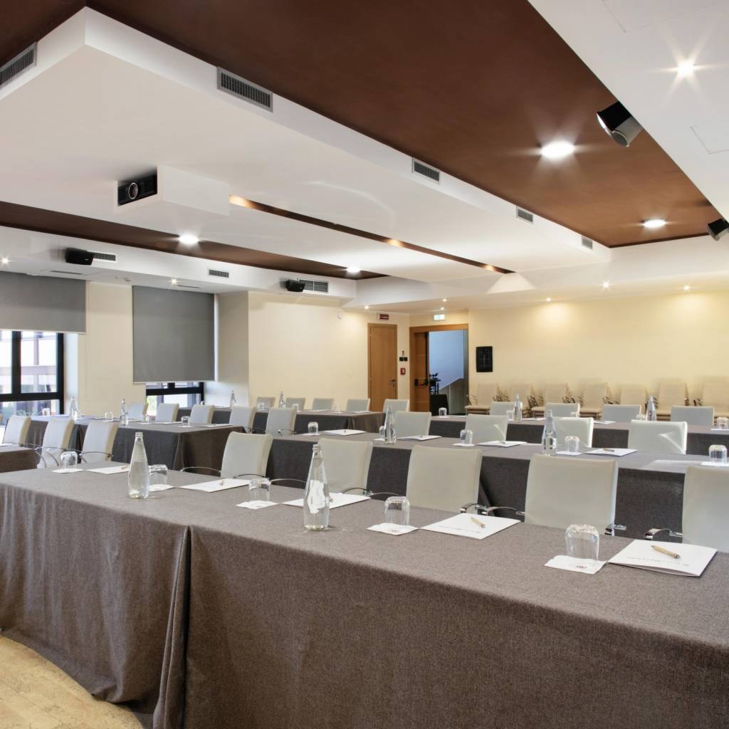 sala-chigi-congressi-villa-mercede