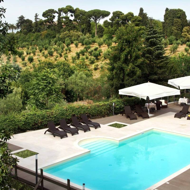 matrimonio-con-piscina-vista-su-roma