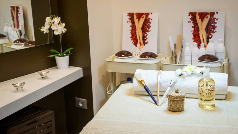 Spa-Beauty-Villa-Mercede-Frascati-bed-massage-spa-4-05-16-17